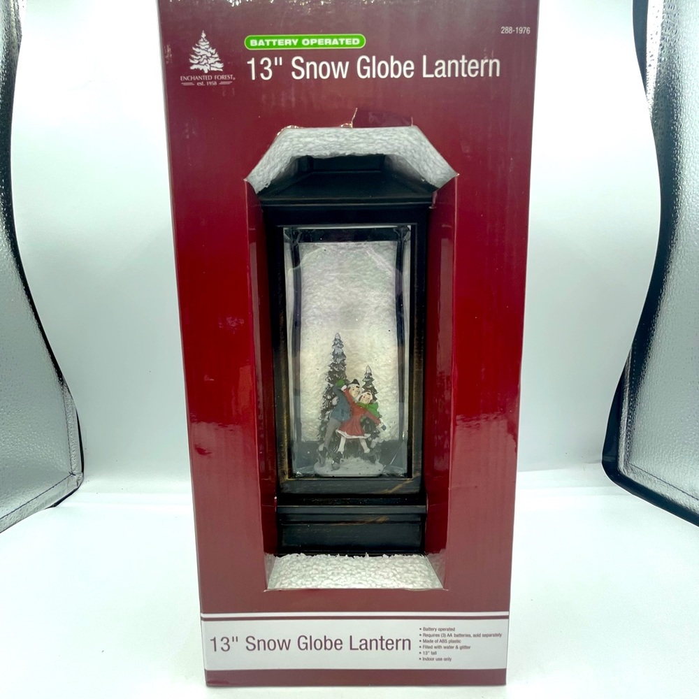 Snow Globe Lighted Lantern
